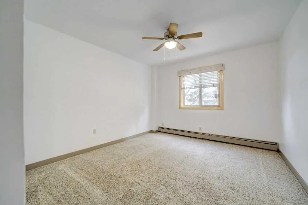 3440 23 Avenue S #7