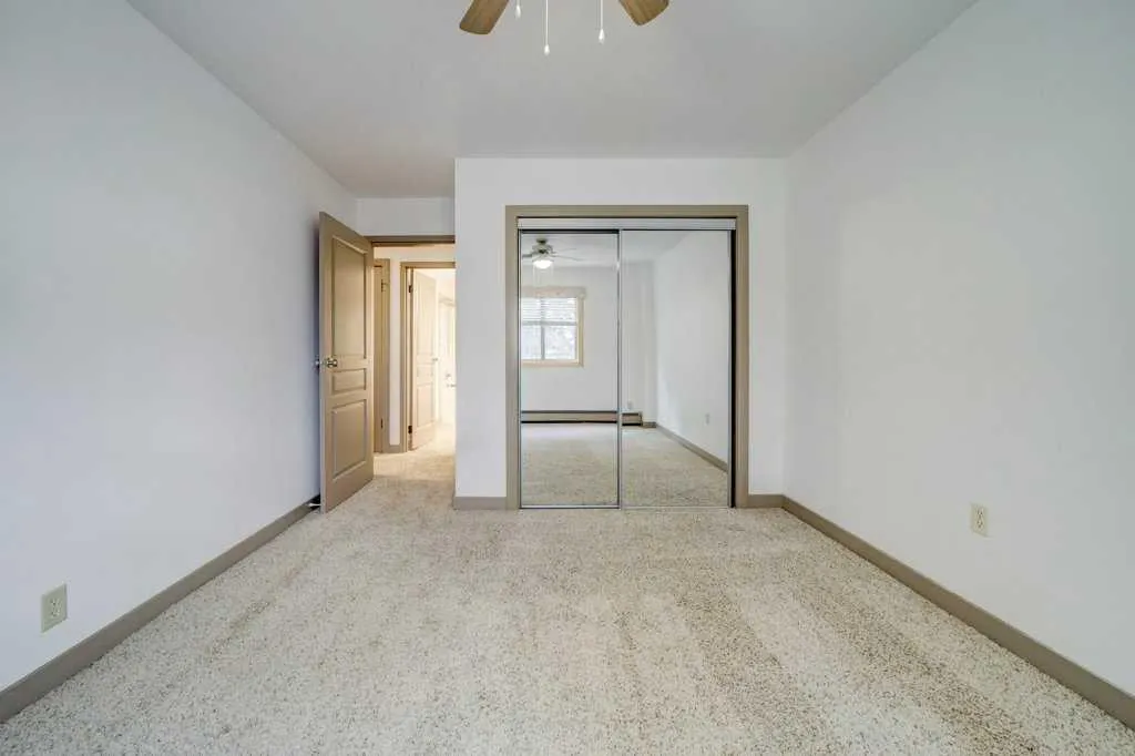 3440 23 Avenue S #7