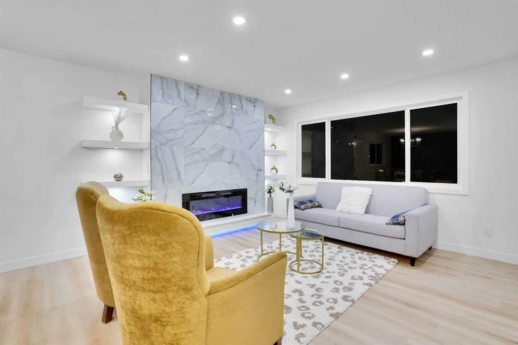52 Franklin Drive SE