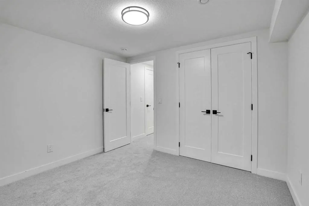 52 Franklin Drive SE