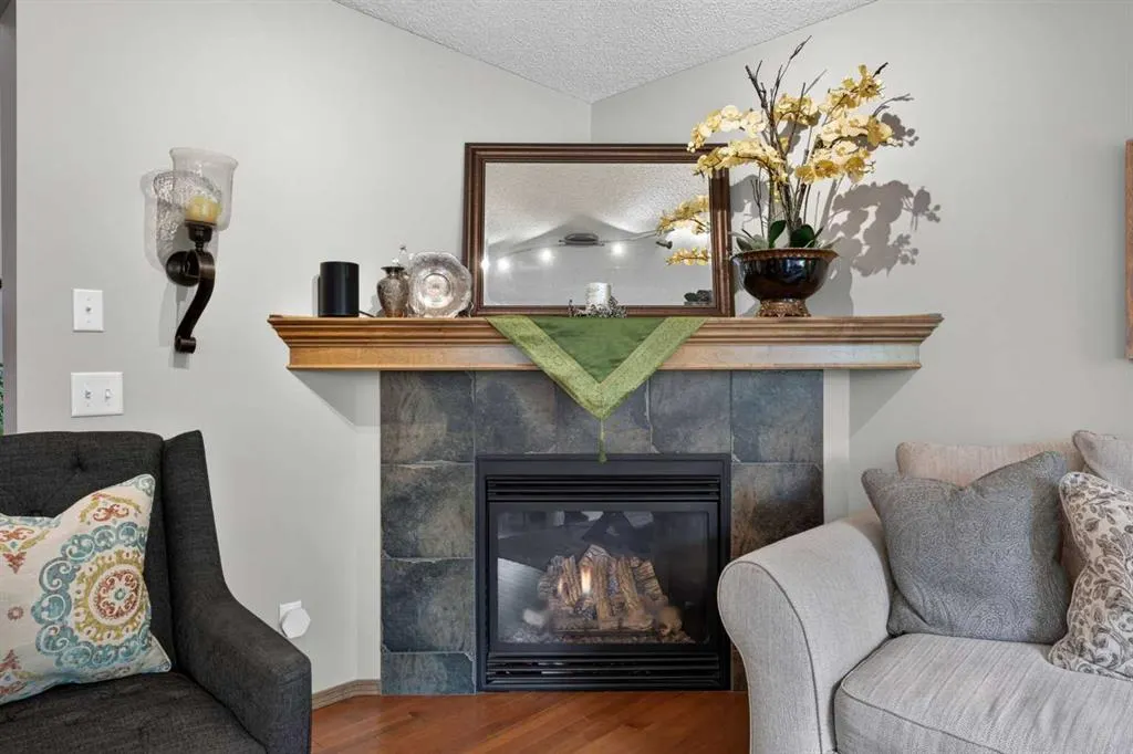 60 Tuscany Ridge Crescent NW