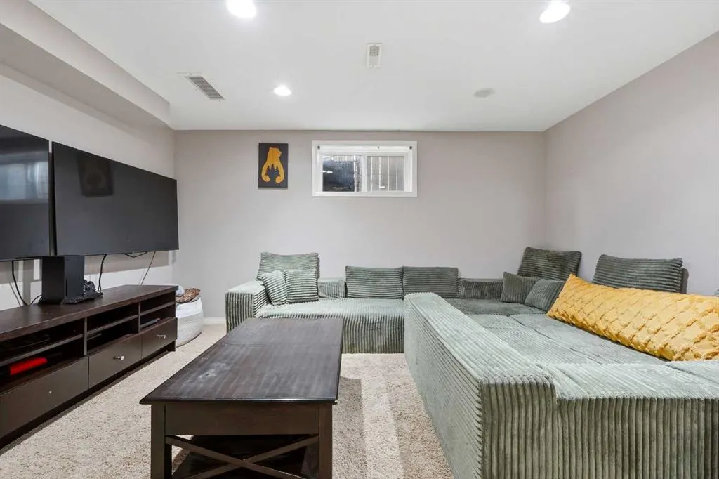 27 Fenwood Close