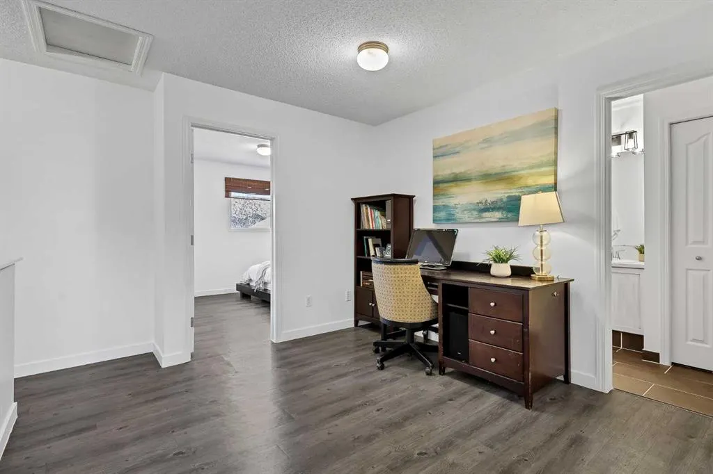 156 Canoe Drive SW #25