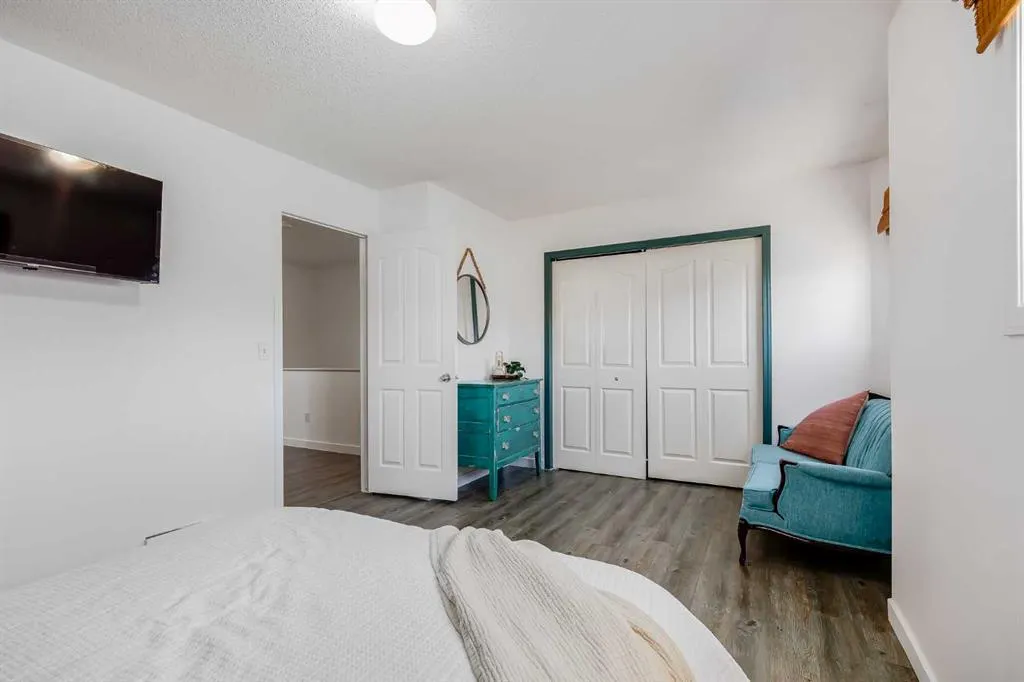 156 Canoe Drive SW #25