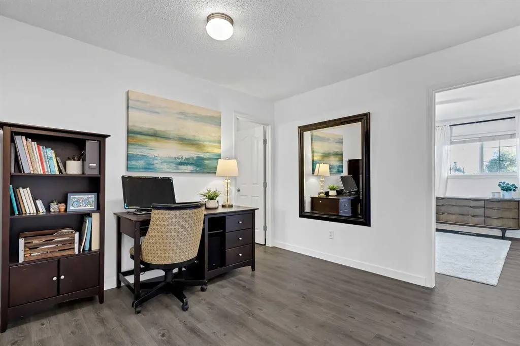 156 Canoe Drive SW #25
