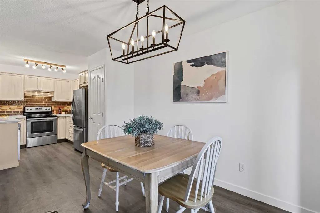 156 Canoe Drive SW #25