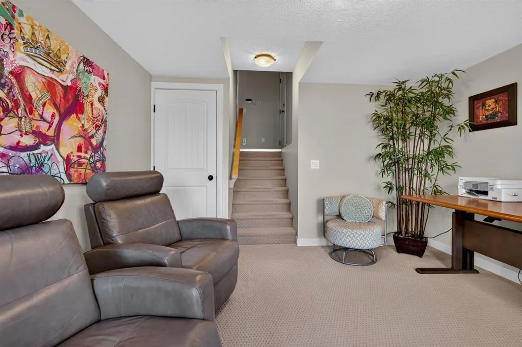 78 Eversyde Park SW