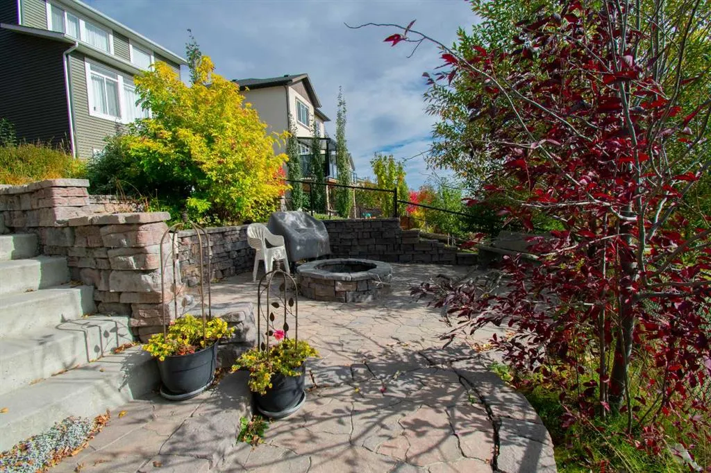 166 Nolancliff Crescent NW