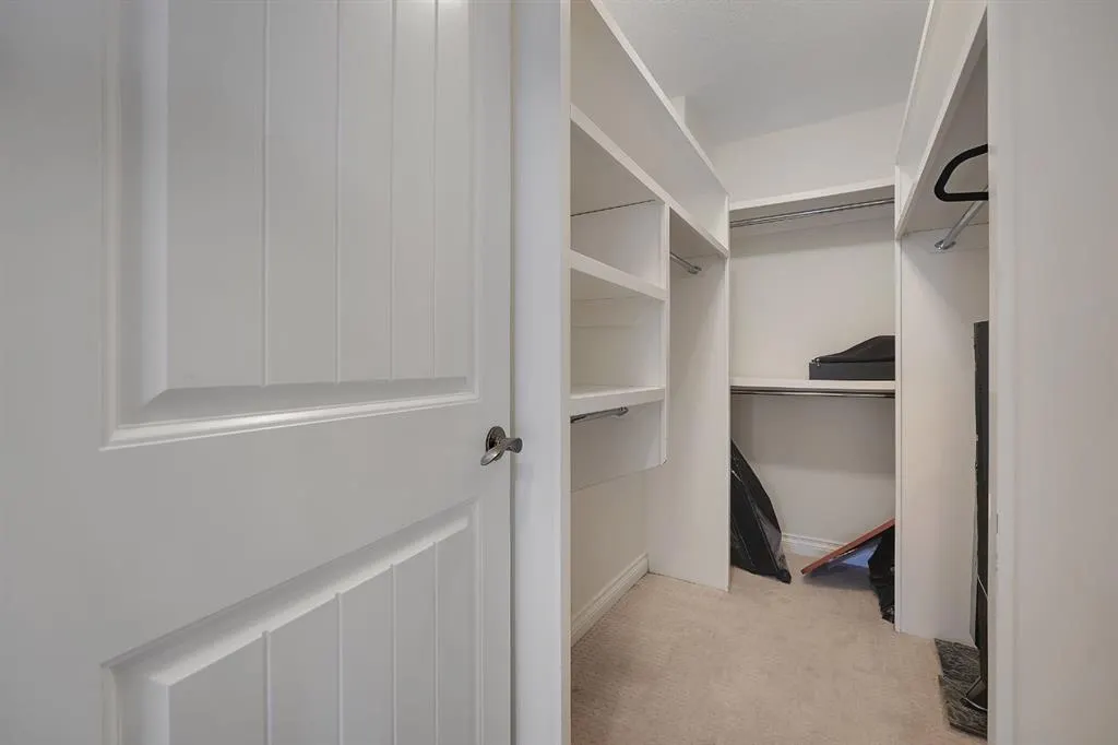 40 Baywater Court SW