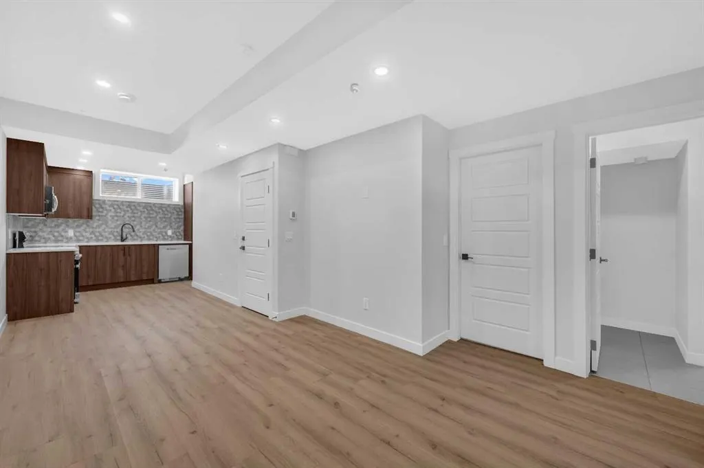 399 Hotchkiss Manor SE