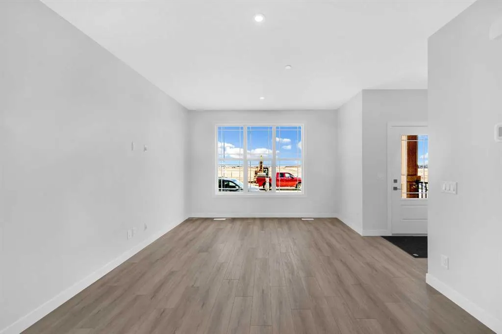 399 Hotchkiss Manor SE