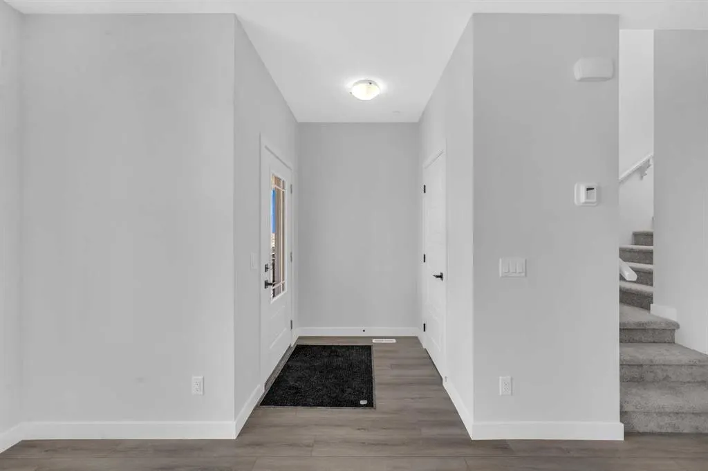 399 Hotchkiss Manor SE