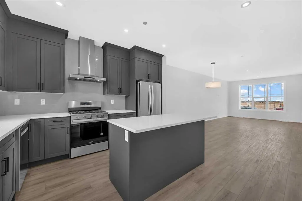 399 Hotchkiss Manor SE