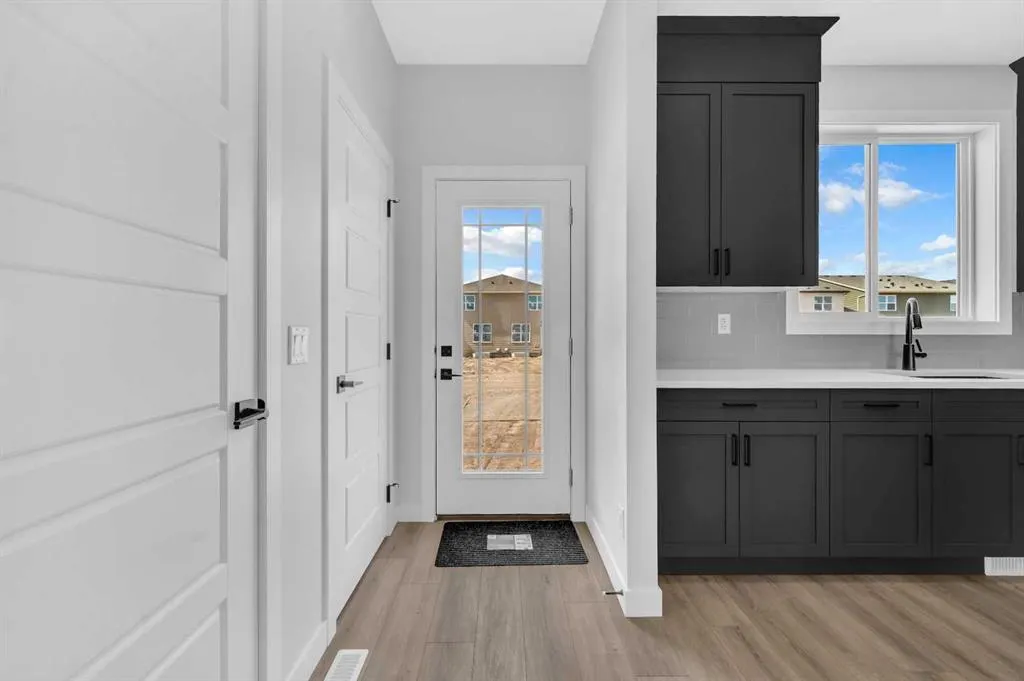 399 Hotchkiss Manor SE