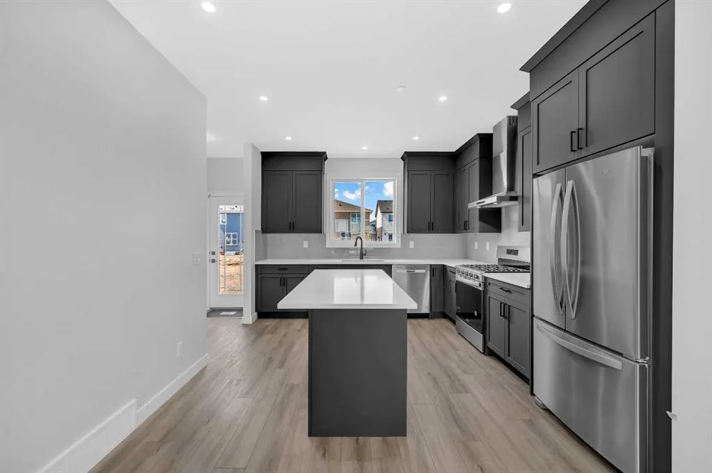 399 Hotchkiss Manor SE