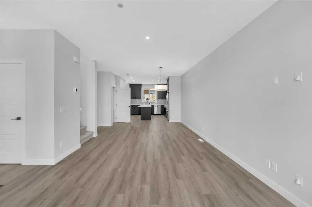 399 Hotchkiss Manor SE