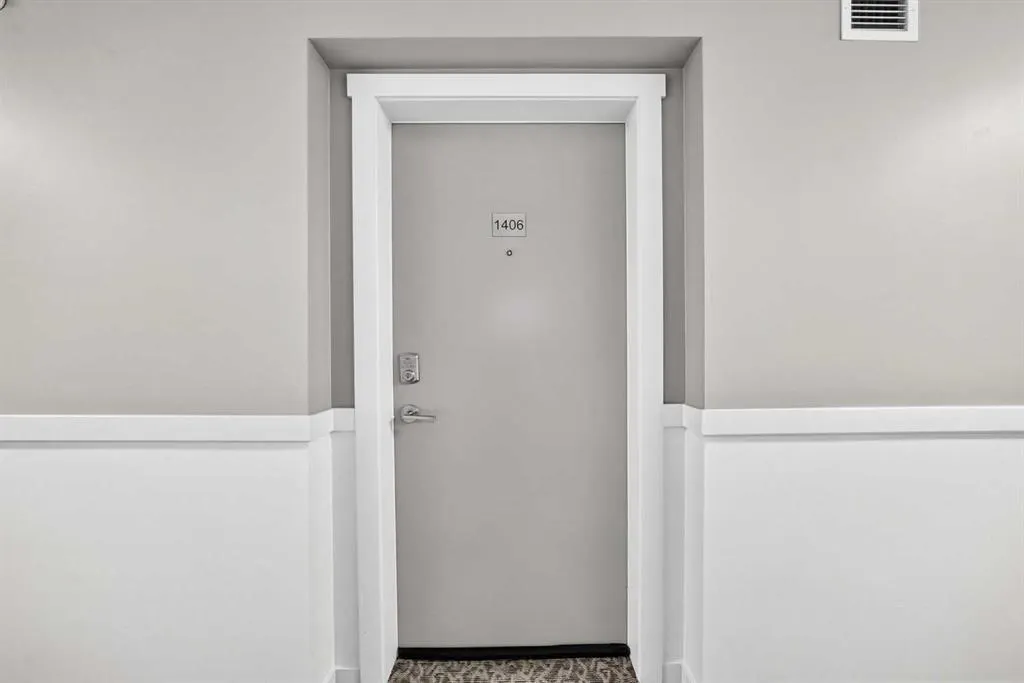 181 Skyview Ranch Manor NE #1406