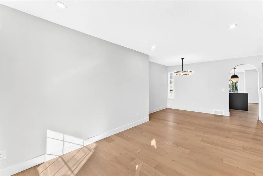 113 Cove Hill