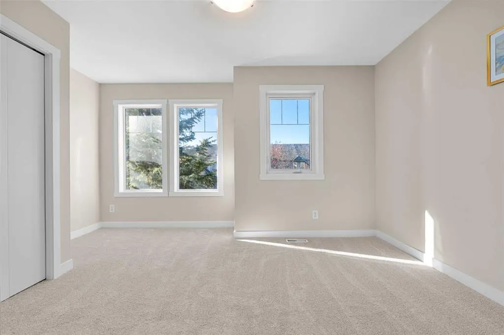 2445 Kingsland Road S #403