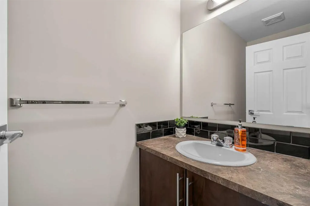 2445 Kingsland Road S #403