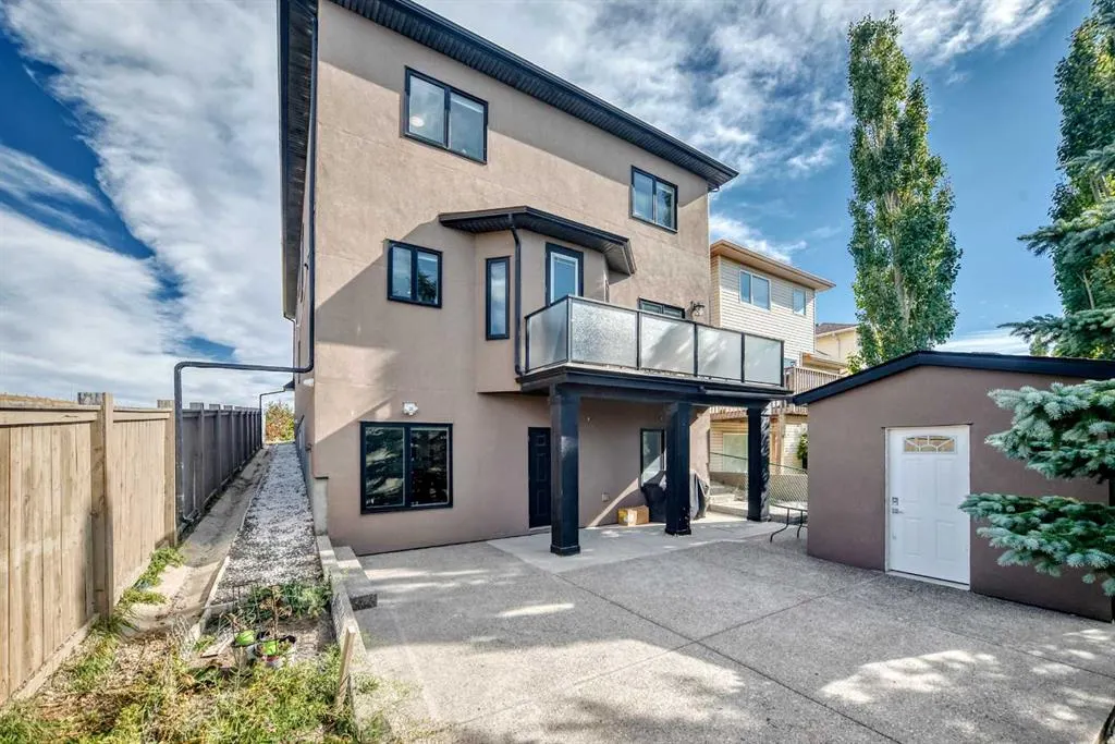 133 Arbour Stone Close NW