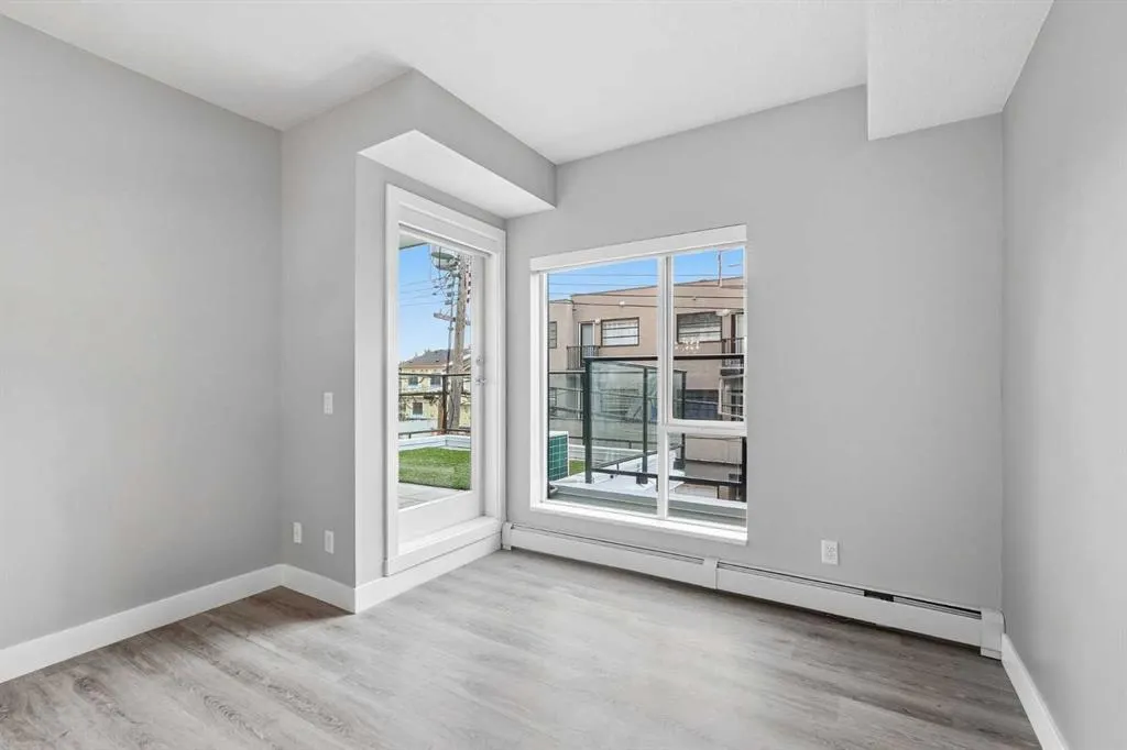 1521 26 Avenue SW #104