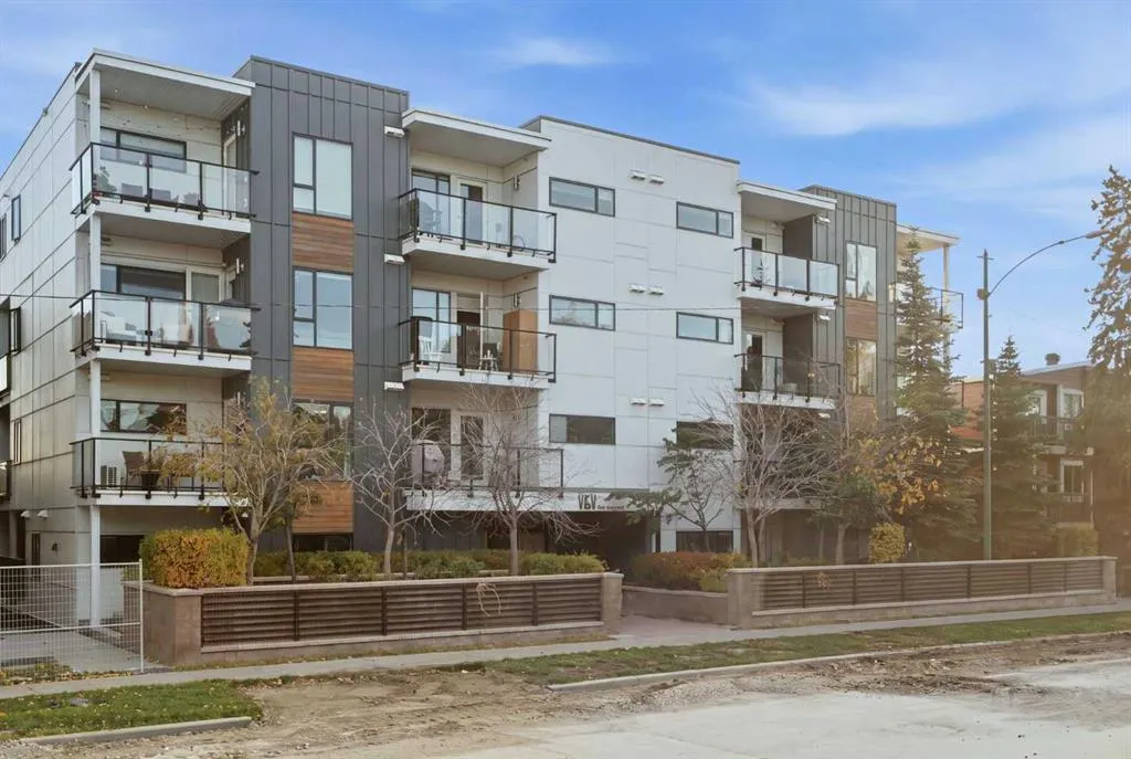 1521 26 Avenue SW #104