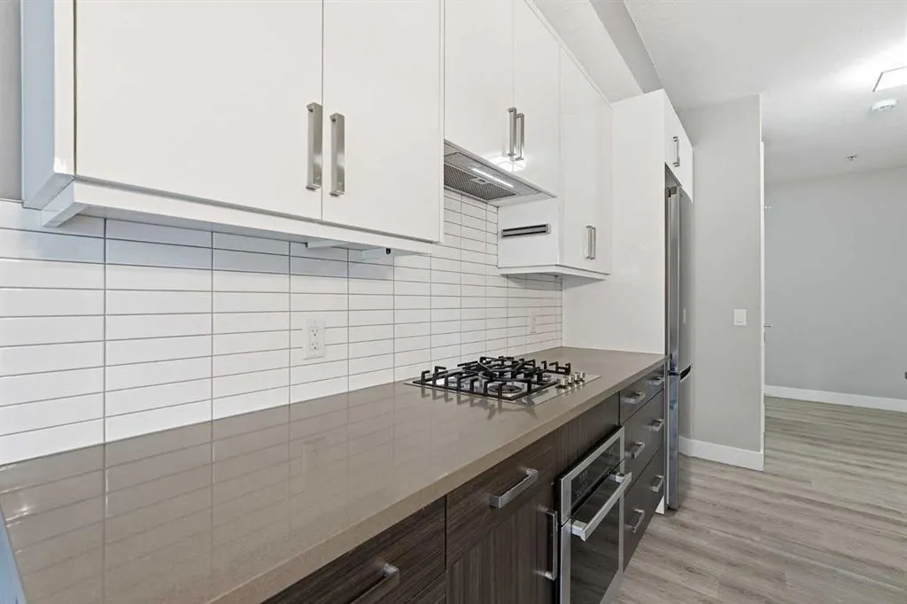 1521 26 Avenue SW #104
