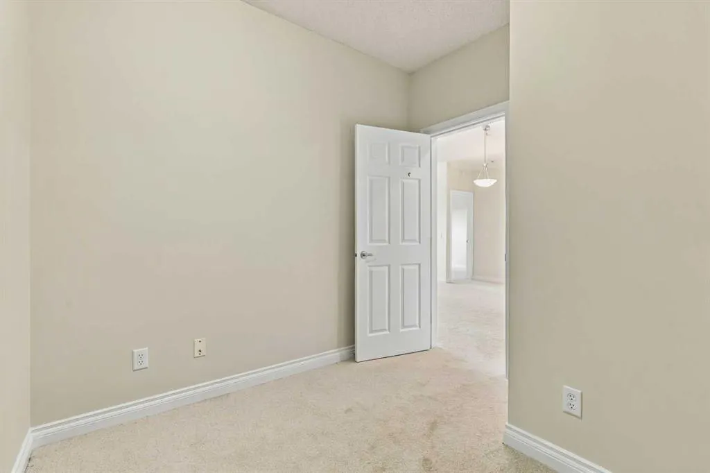 11170 30 Street SW #302