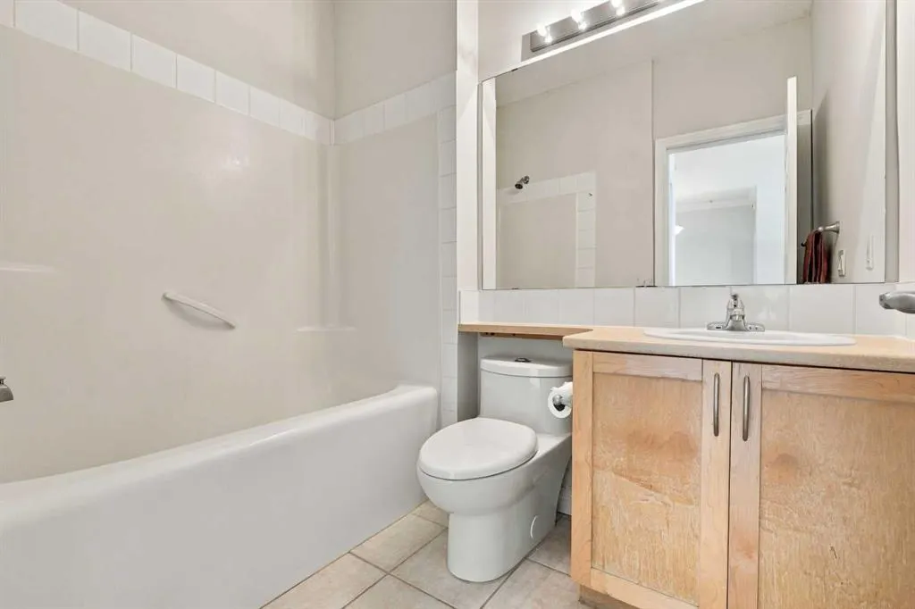 11170 30 Street SW #302