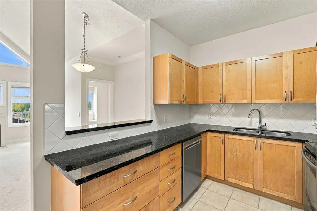11170 30 Street SW #302