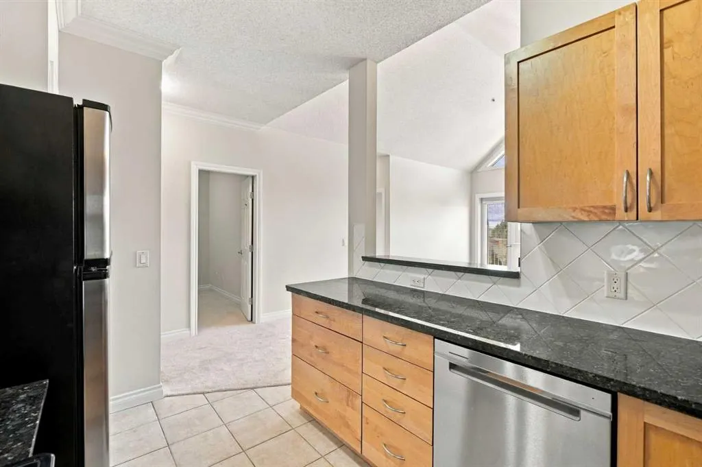 11170 30 Street SW #302