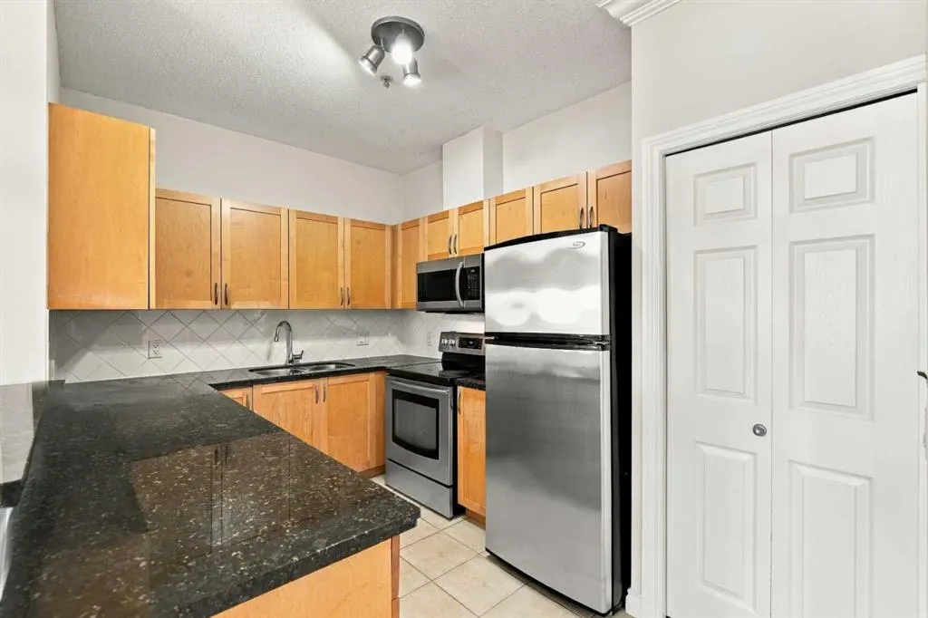 11170 30 Street SW #302