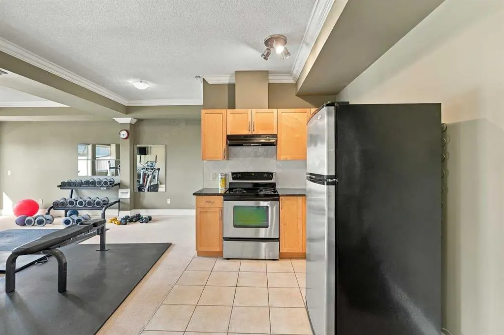 11170 30 Street SW #302