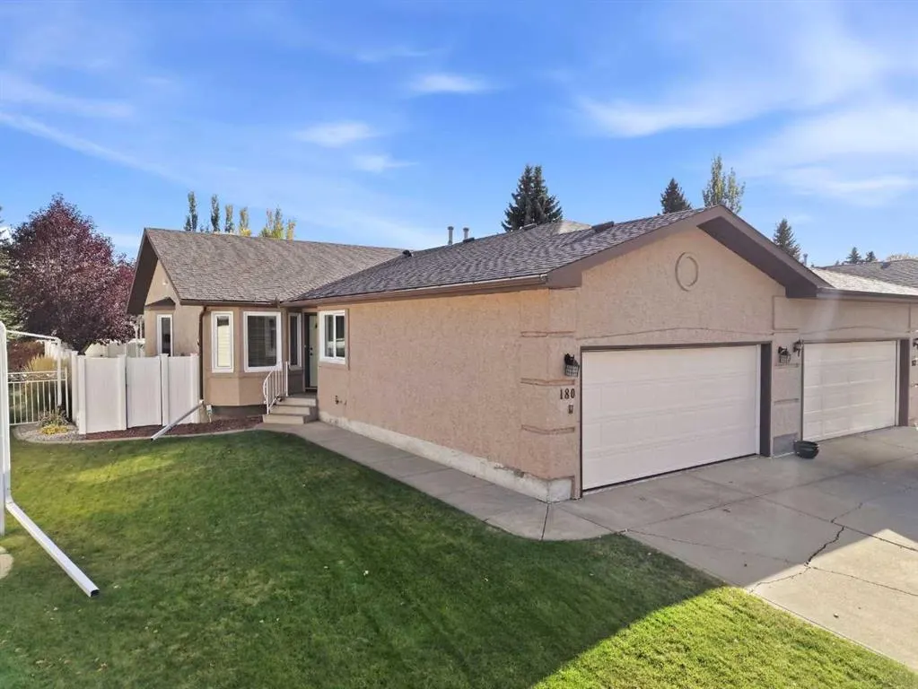 180 Doran Crescent