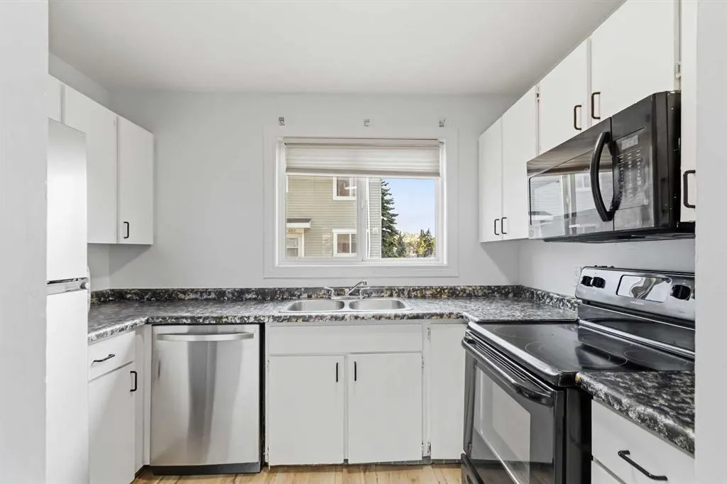 600 Signal Road #301