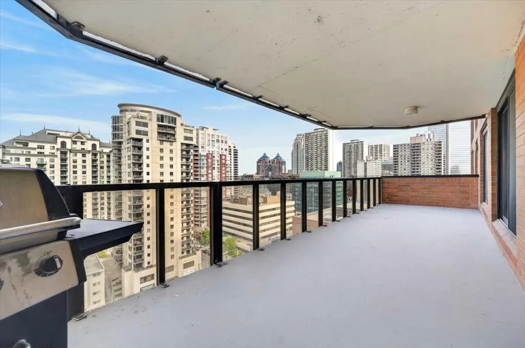 1100 8 Avenue SW #1506