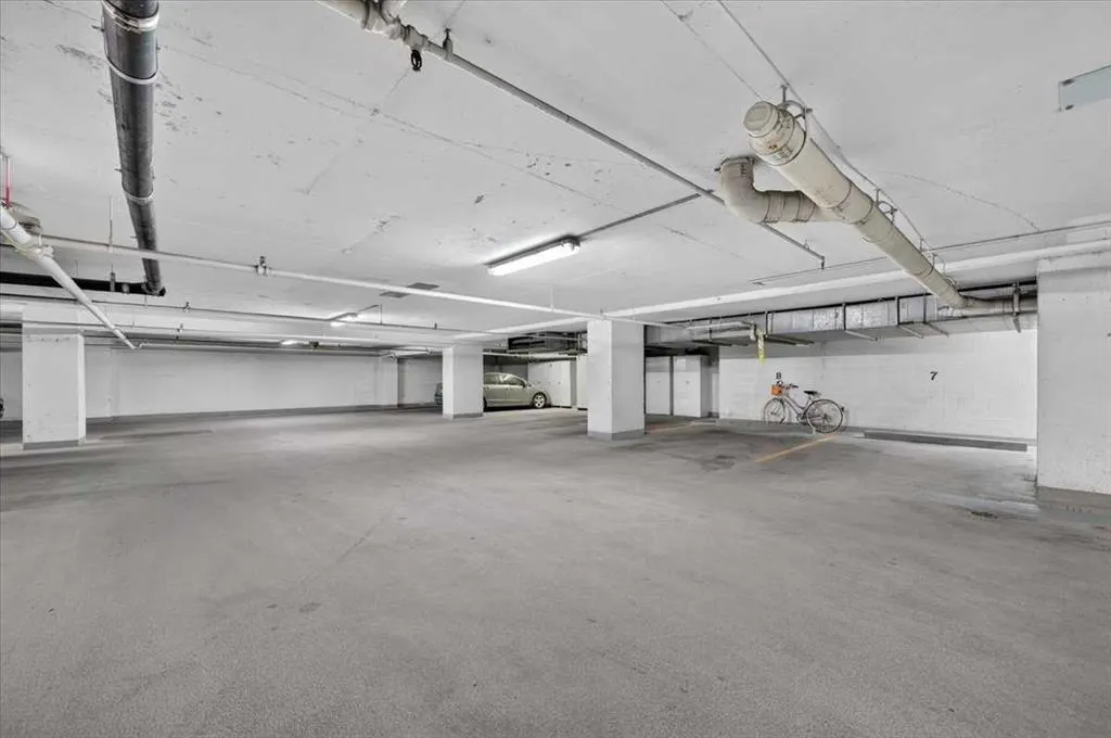 1100 8 Avenue SW #1506