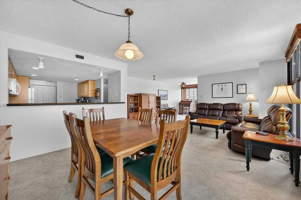 1100 8 Avenue SW #1506