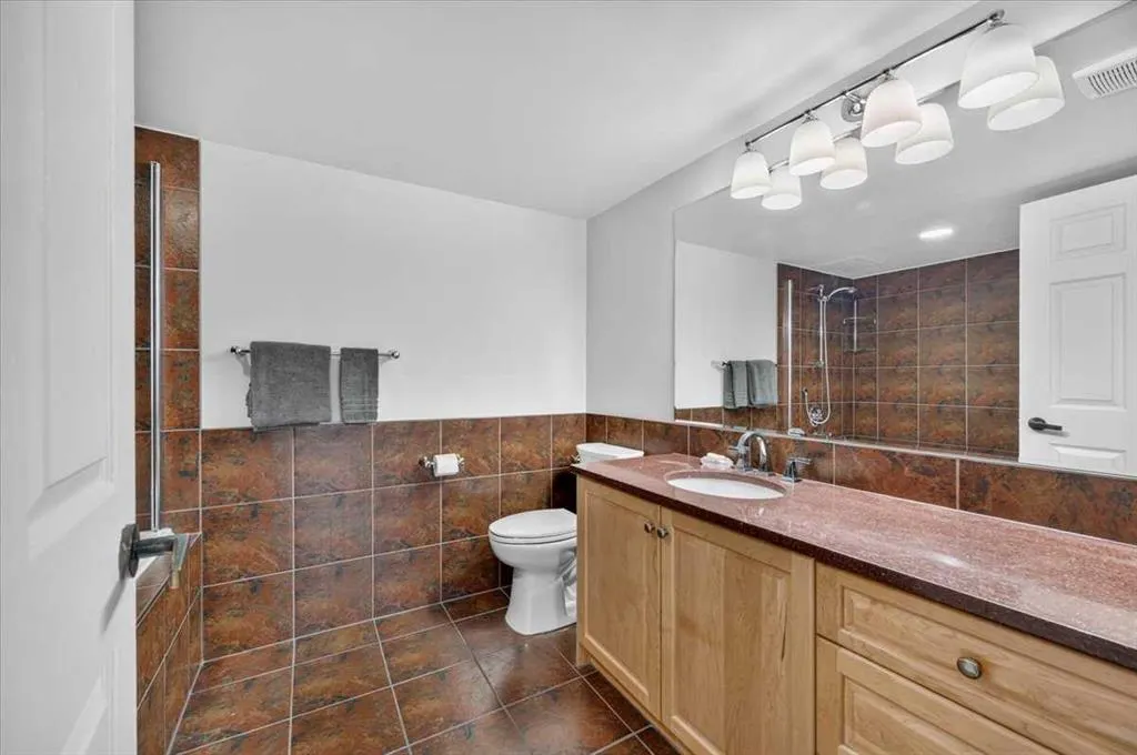 1100 8 Avenue SW #1506