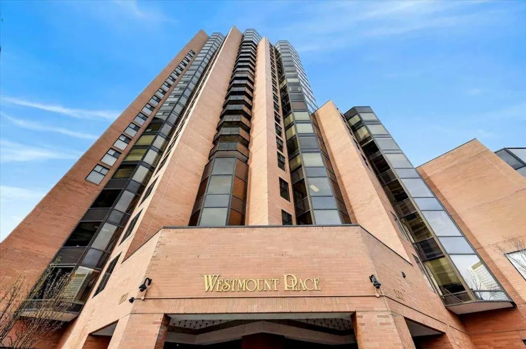 1100 8 Avenue SW #1506