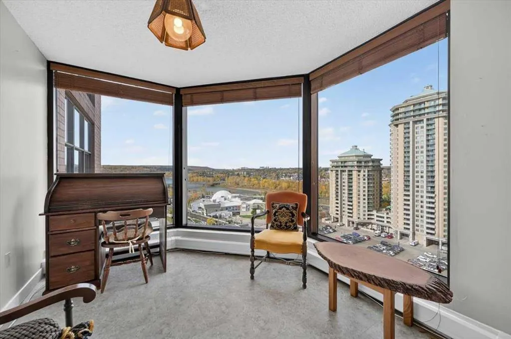 1100 8 Avenue SW #1506