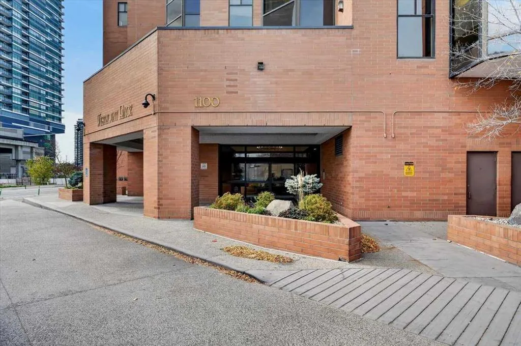 1100 8 Avenue SW #1506