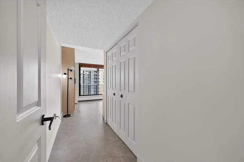 1100 8 Avenue SW #1506