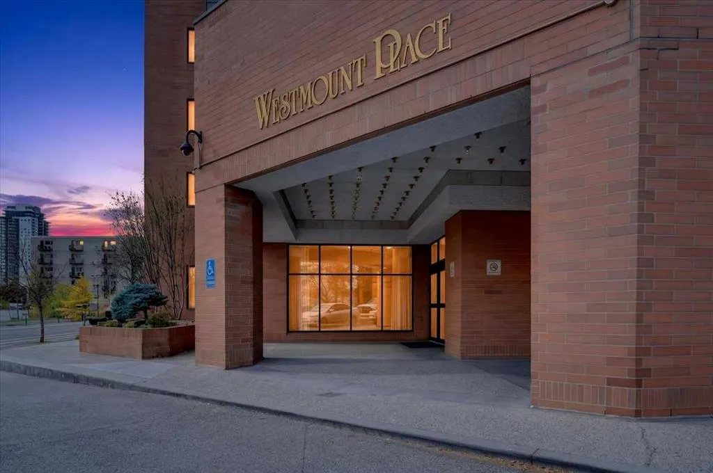 1100 8 Avenue SW #1506