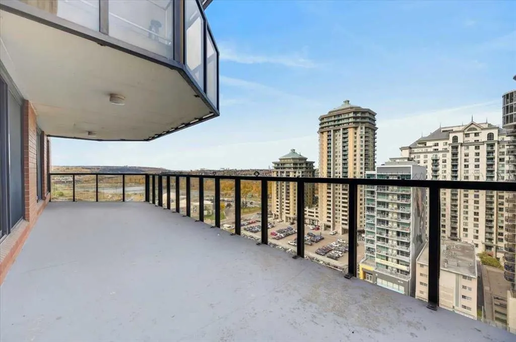 1100 8 Avenue SW #1506