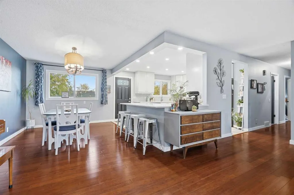 16 Robinson Drive