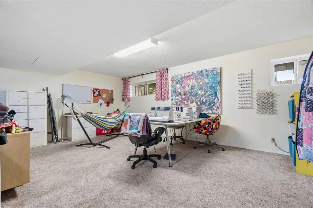 16 Robinson Drive