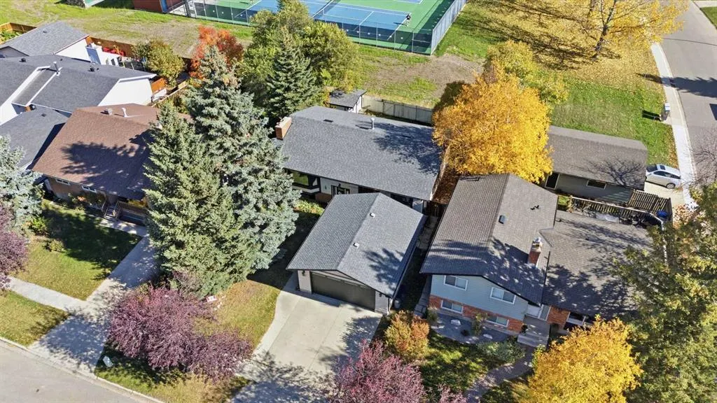 16 Robinson Drive