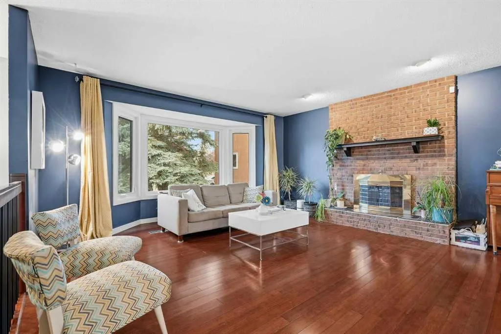 16 Robinson Drive